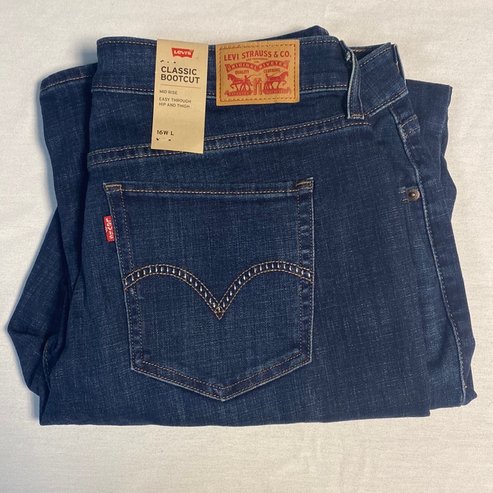 Levi’s Classic Bootcut